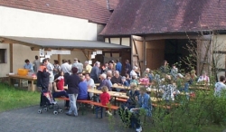 Maibaum: Aufstellung am 30. April 2008 , 18.30 Uhr